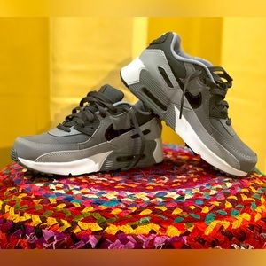Nike Air Max 90 TD | Anthracite Dark Grey | Big Kids Size 3Y | Brand New